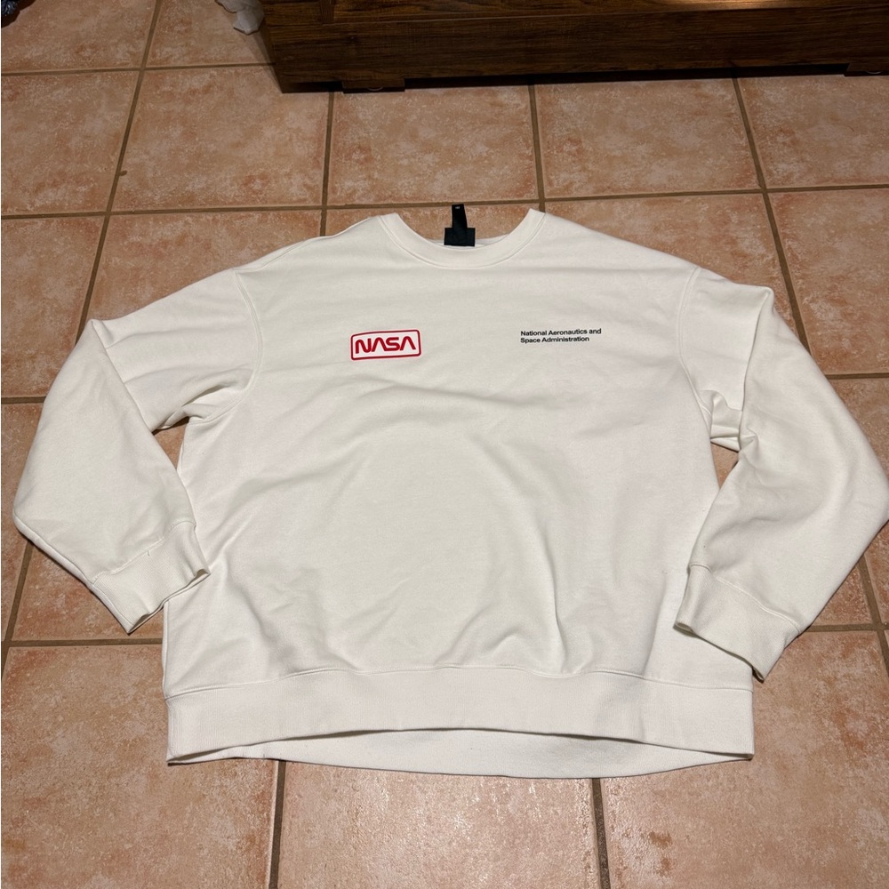 H&M Cream Men's Crewneck Sweater